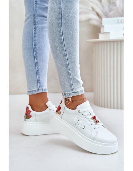 Women's Leather Sneakers On Platform With Pendant And Decorative Flower 89100 White