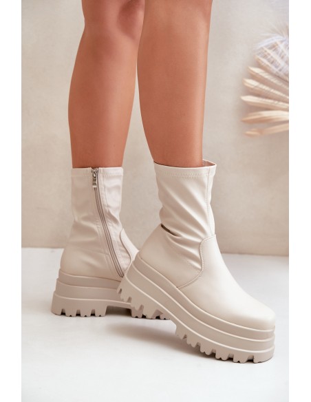 Boots On Massive Platform Light Beige Florinara