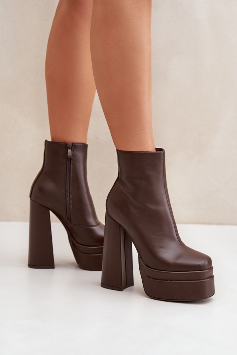 Boots On Massive Platform And Heel Insulated Chocolate Selahra