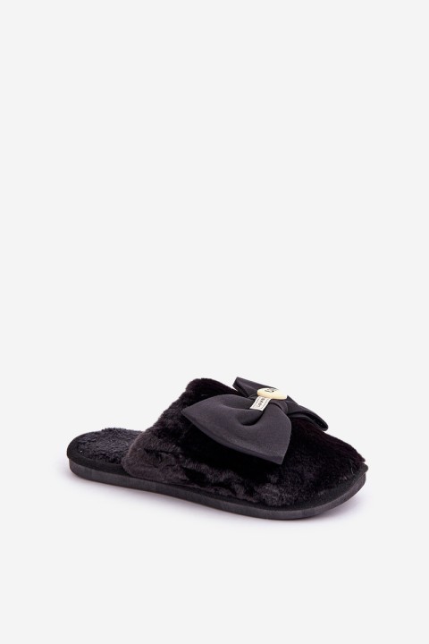 Furry Slippers With A Small Brooch Black Primaria