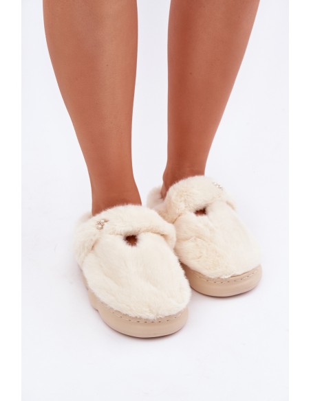 Furry Slippers With A Small Brooch Light Beige Primaria