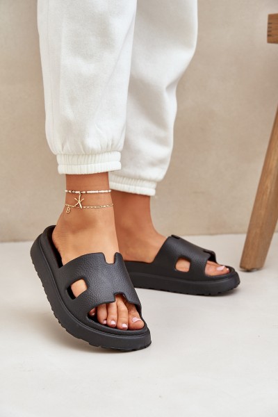 Putplasčio šlepetės su išpjovomis Juoda Neladith