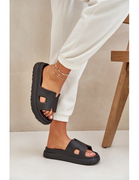 Foam Slippers With Cutouts Black Neladith