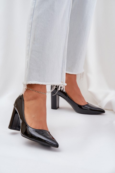 Lacquered Heels On A Block Heel Black Kilanne