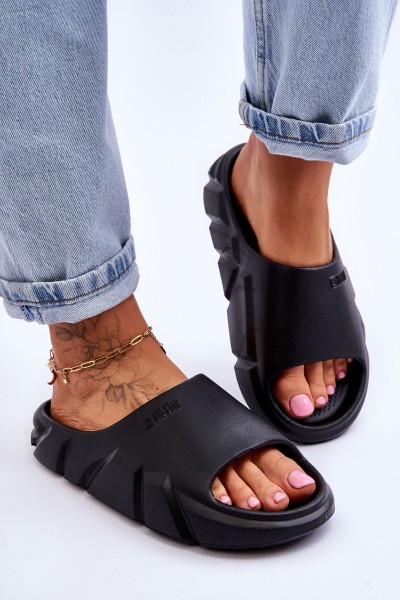 Women's Light Foam Big Star Slippers LL274594 Black 2