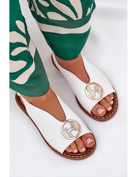 Flat Elegant Sandals With Decoration White Iseliria