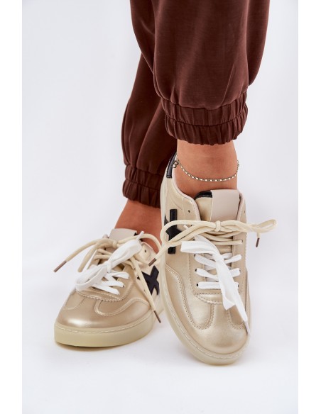 Low Women's Sports Shoes Golden Zelevelis
