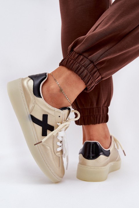 Low Women's Sports Shoes Golden Zelevelis