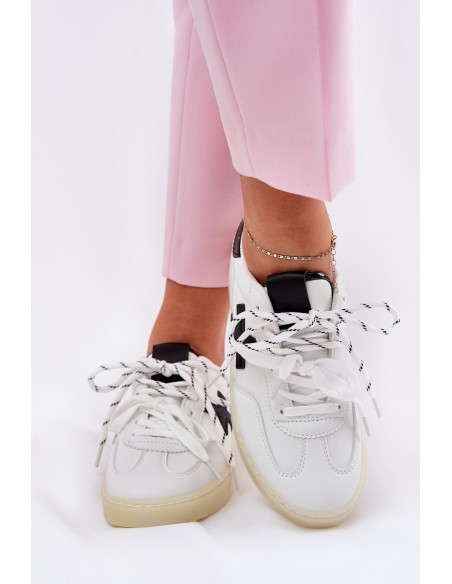 Žemi moteriški sportiniai bateliai White Zelevelis