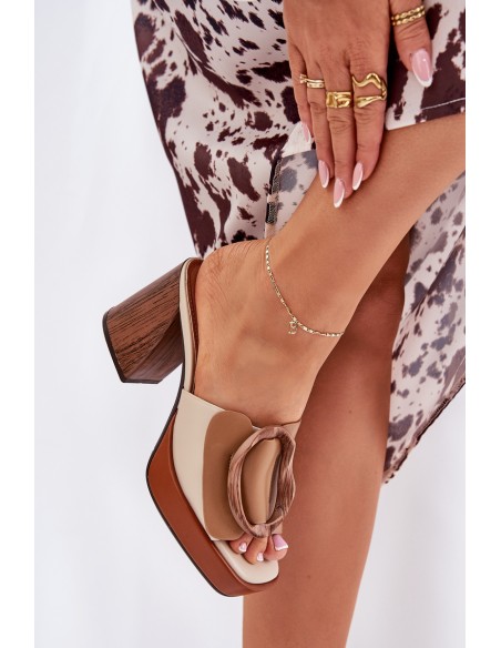 Women's sandals on block heel with buckle Camel Amuria