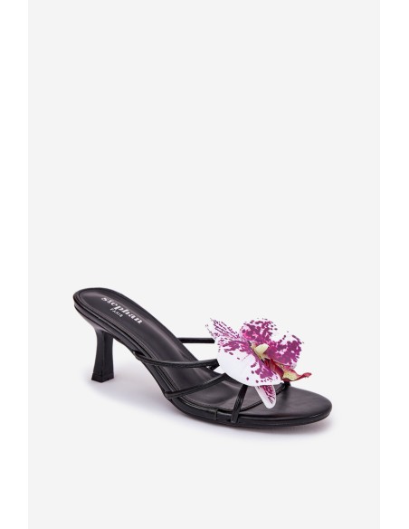 Women's High Heels With Artificial Flower Black Reyi