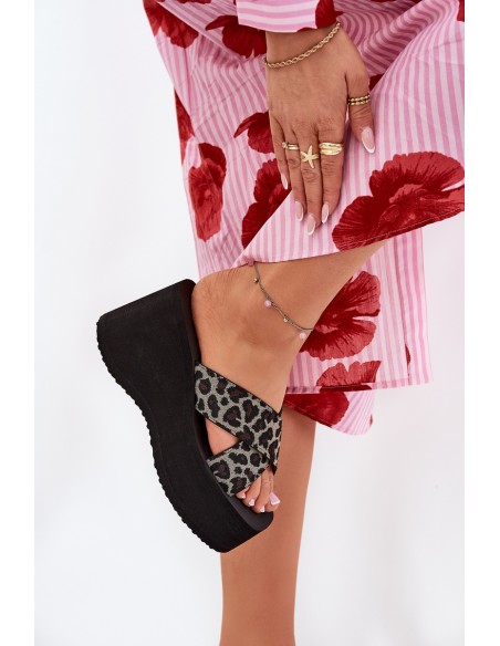 Moteriški sandalai su pleištu ir platforma Panther Black Sevolee