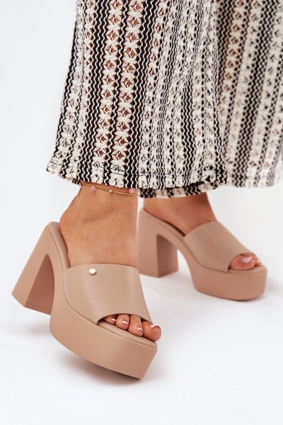 Ladies Sandals Made Of Eco Leather On Heel And Platform Khaki Tamirella