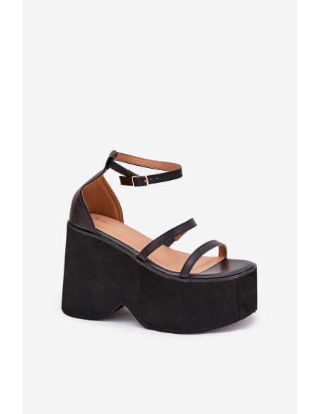 Women's Sandals On Massive Platform And Wedge Black Etette