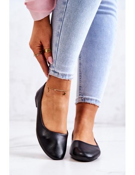 Black Classic Leather Ballerina Stacee