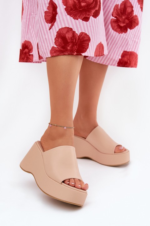 Ekologiškos odos moteriški sandalai ant platformos ir smėlio spalvos „Kisoffi“.
