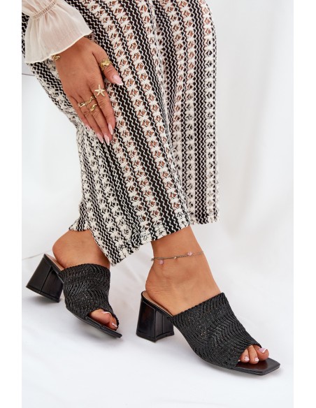 Moteriški mulai su pynėmis ant kulno Juoda Ciariloria