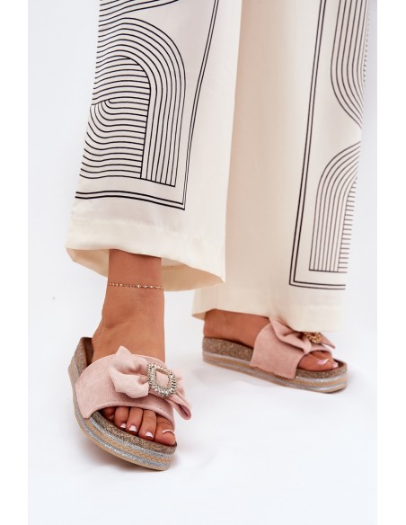 Moteriškos platforminės šlepetės su lankeliu ir dekoratyvine sagė