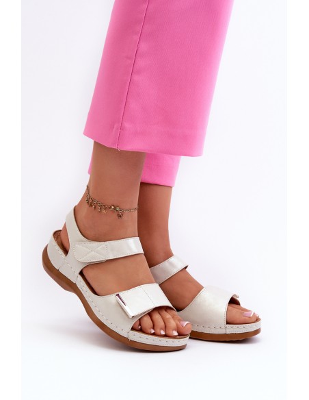 Patogūs moteriški sandalai su Velcro sidabro spalvos