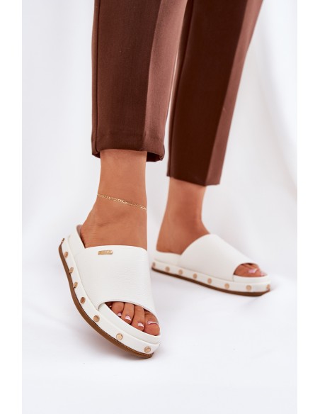 Moteriškos platforminės basutės su smeigtukais Big Star baltos spalvos