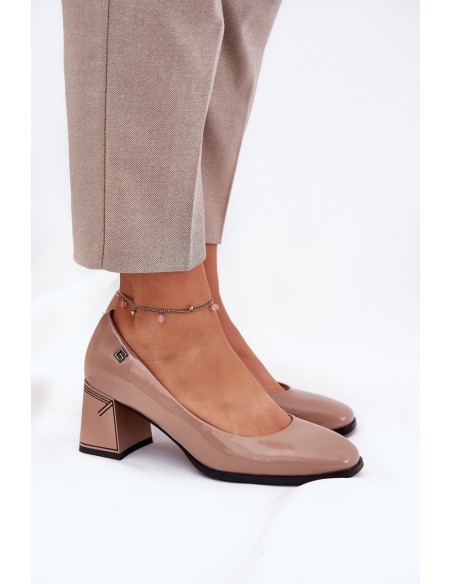 Leather Patent Heels On A Heel Vinceza 91130 Beige