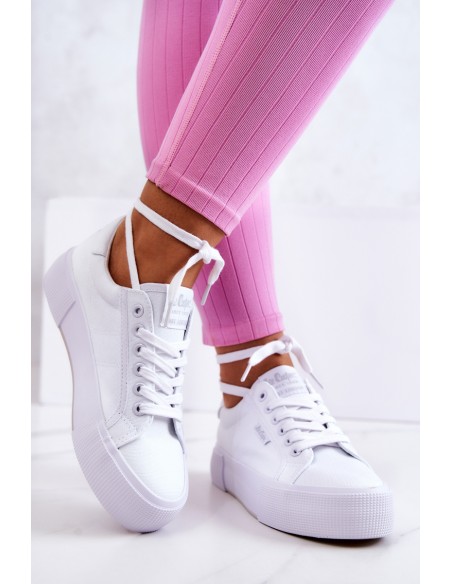 Sneakers On A Platform Lee Cooper LCW-22-31-0884L White
