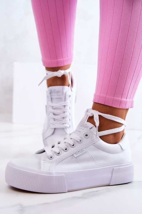 Sneakers On A Platform Lee Cooper LCW-22-31-0884L White