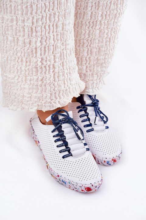 Odiniai brogai ant raštuotos platformos