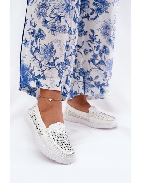 Leather Women's Moccasins With Openwork Pattern Vinceza 88028 White