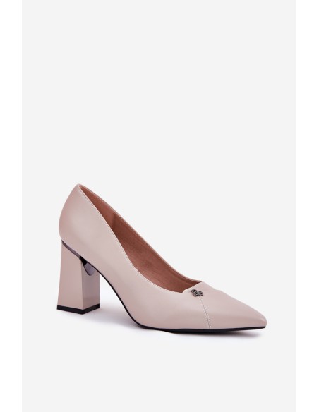 Elegantiški batai su kulnais