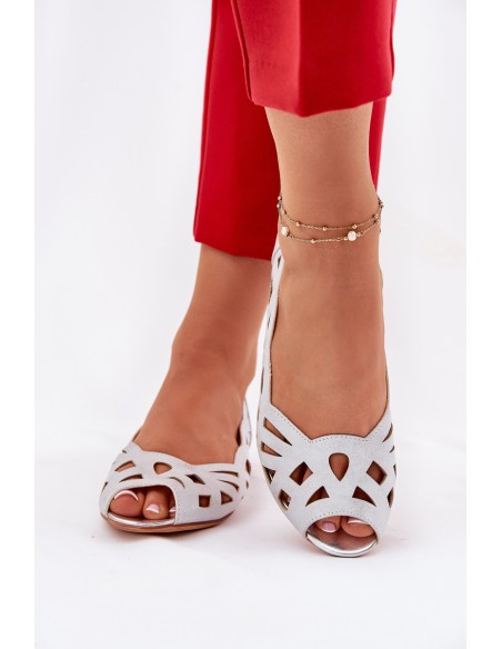 Perforuotos balerinos su atvirais pirštais