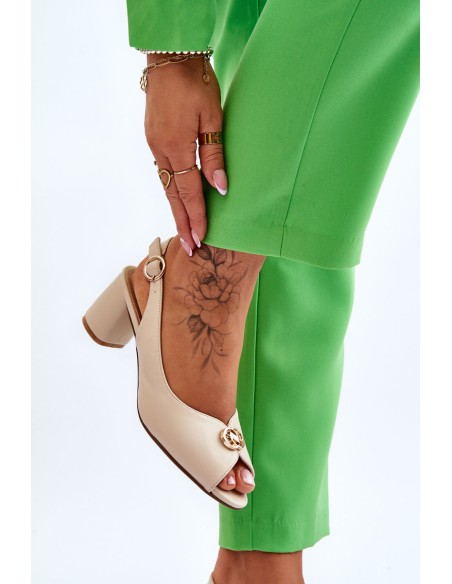 Fashionable Leather Heel Sandals Beige Hette