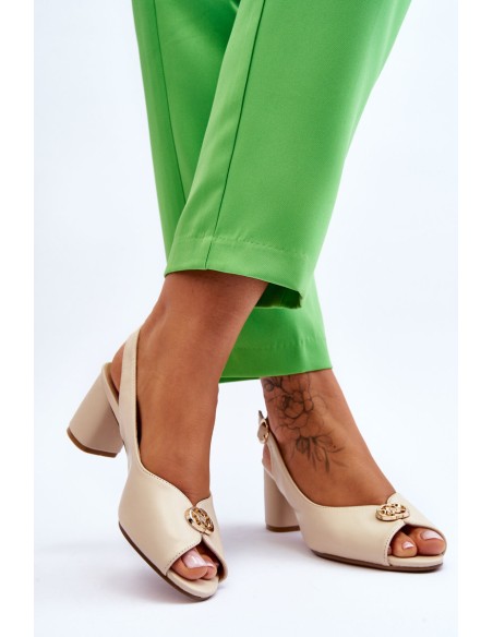 Fashionable Leather Heel Sandals Beige Hette