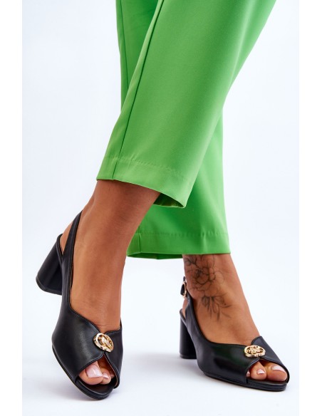 Fashionable Leather Heel Sandals Black Hette