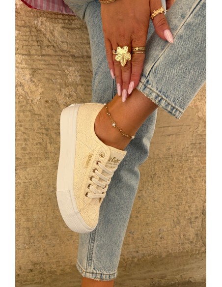 Moteriški sportbačiai su nėriniais