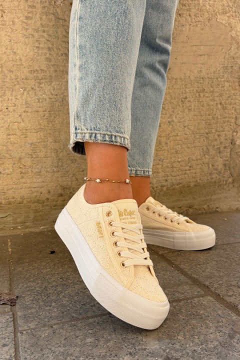 Ladies Sneakers With Lace Lee Cooper LCW-25-31-3440L Beige