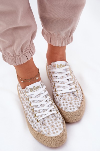 Patterned Women's Sneakers On Platform With Braiding Lee Cooper LCW-25-08-3648L White-Gold