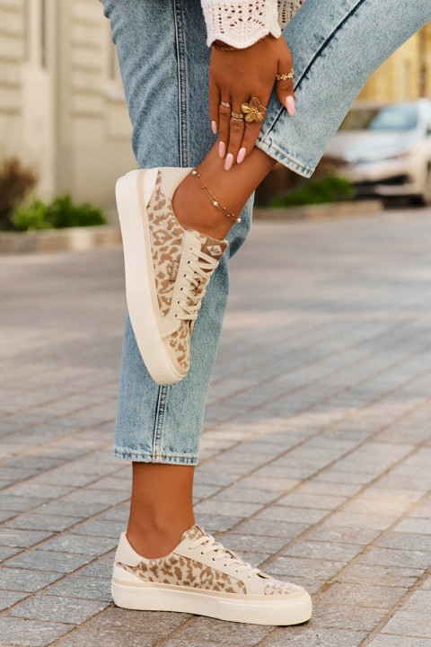 Low Women Sneakers Leopard Print Lee Cooper LCW-25-02-3330L Beige
