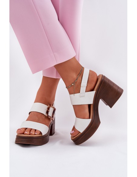 Ladies sandals on a chunky heel and platform White Vinceza 17387