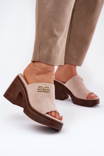 Women's sandals on a chunky heel with a gold detail Vinceza 17400 beige