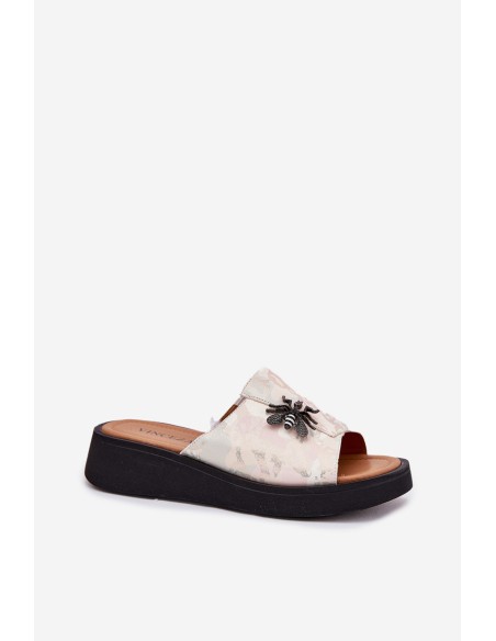 Ladies Leather Slippers With Brooch Vinceza 66752 Beige