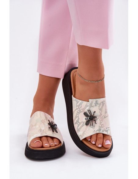 Ladies Leather Slippers With Brooch Vinceza 66752 Beige