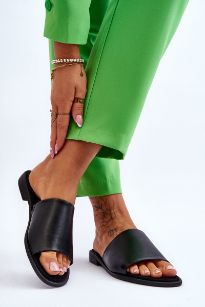 Moteriškos odinės šlepetės su gobtuvu juodos, vyšninės spalvos 2