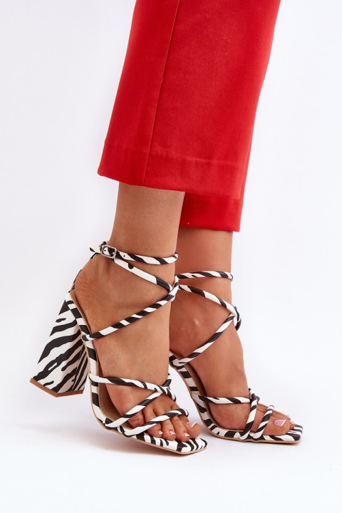 Trendy High-Heeled Sandals Black and White Josette