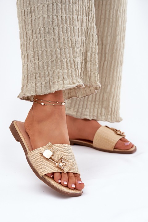 Moteriškos basutės plokščiapadžiais kulnais ir kaspinu, smėlio spalvos...