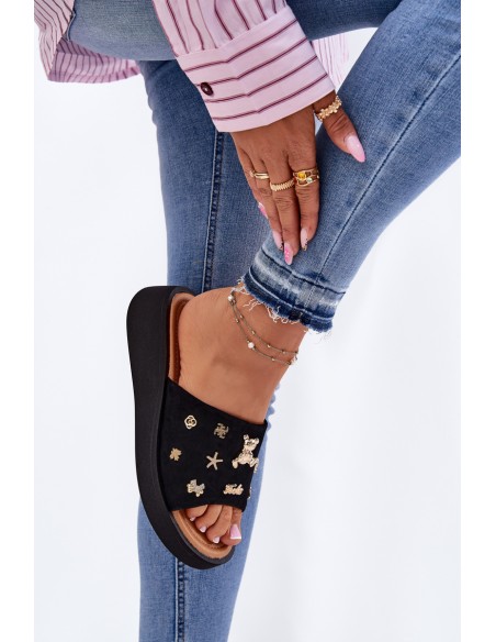 Moteriškos zomšinės šlepetės su segtukais, juodos Vinceza 66741