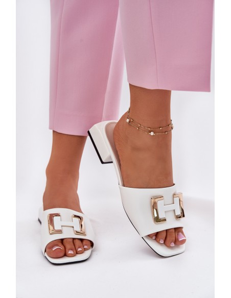 Elegant Women's Mules On A Block Heel With A Gold Detail Vinceza 62229 White
