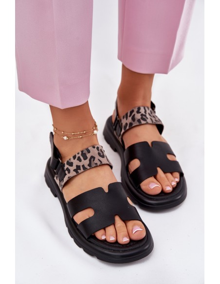 Leather Ladies Sandals On Flat Heel Panther Vinceza 66780 Black