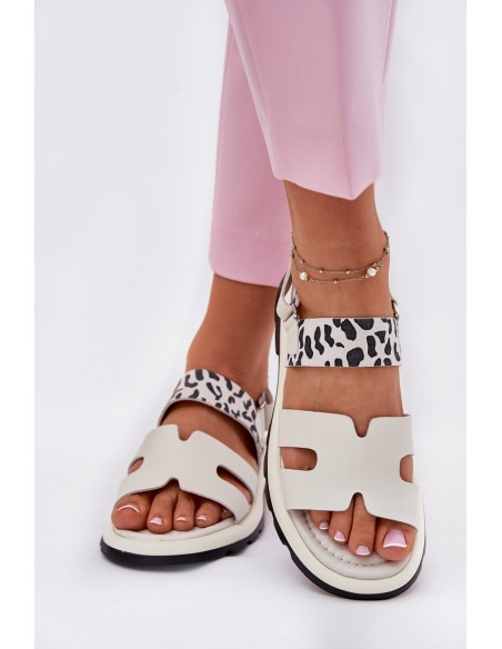 Ladies Leather Sandals On Flat Heel Leopard Vinceza 66780 Beige