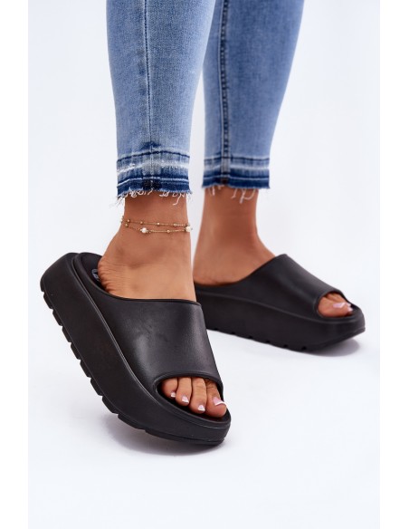 Foam women's sandals on platform black Xalvania